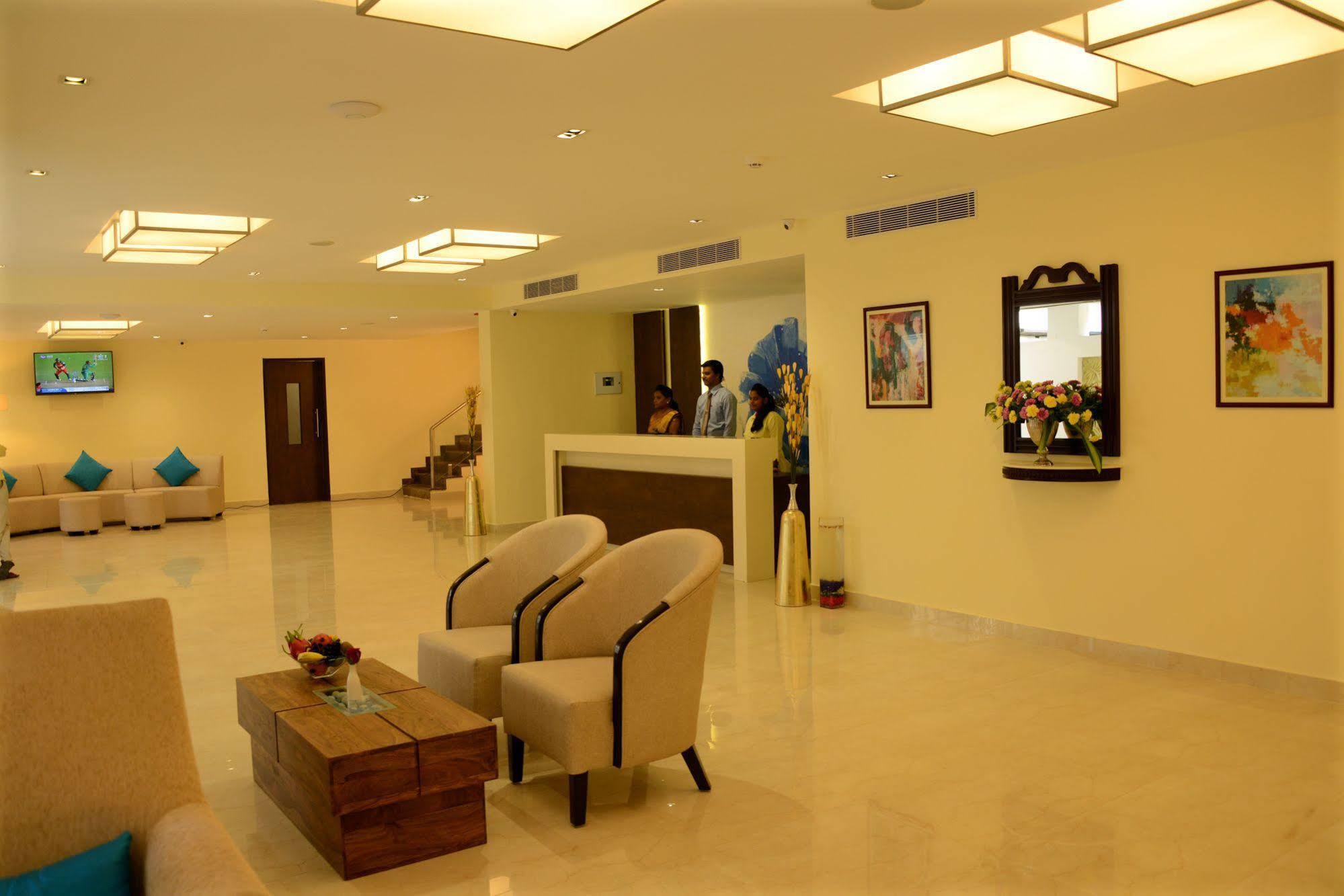 Blu Iris Otel Chennai Dış mekan fotoğraf